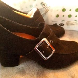 BRAND NEW Earthies (by Earth) Rhea shoes